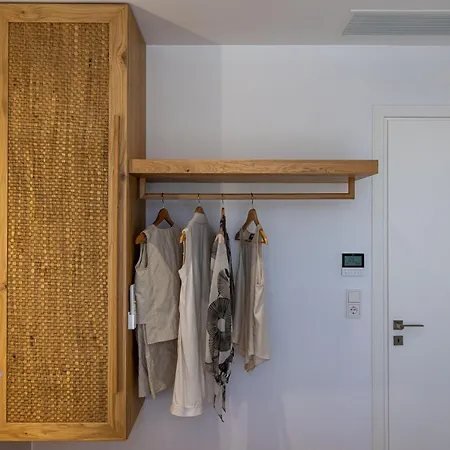 Bonsai Luxury Naxos בית נופש