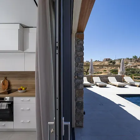 בית נופש Bonsai Luxury Naxos *